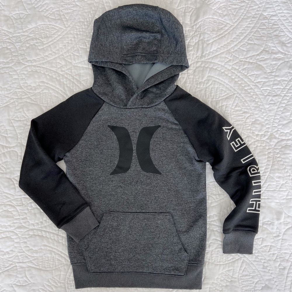 Boys’ Hurley Performance Sweatshirt, size 5